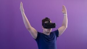 7 Ways Virtual Reality Gaming Takes You Beyond Reality