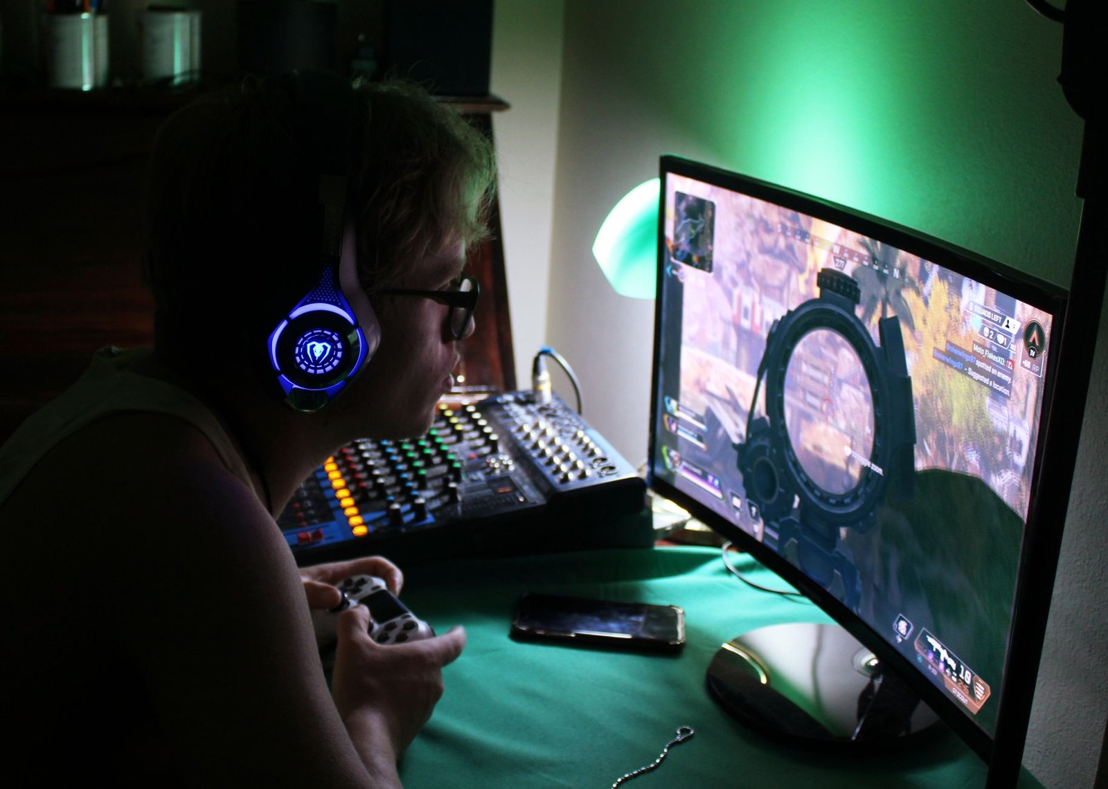 Gaming headset