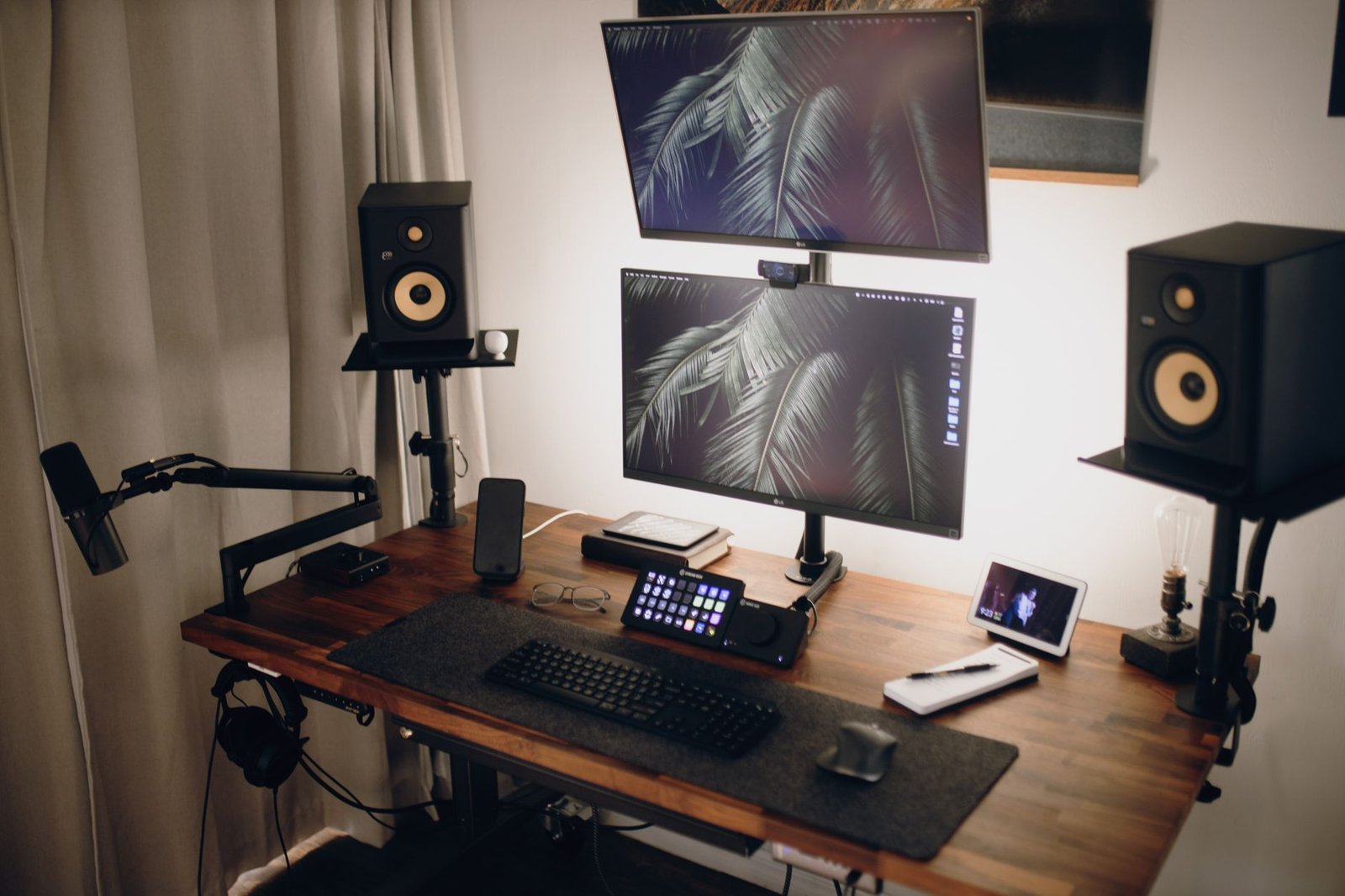 Best Mic for Streaming Under $100 (2026)