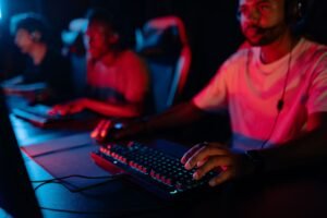 Razer BlackWidow V4 Review: Still Worth It in 2026?