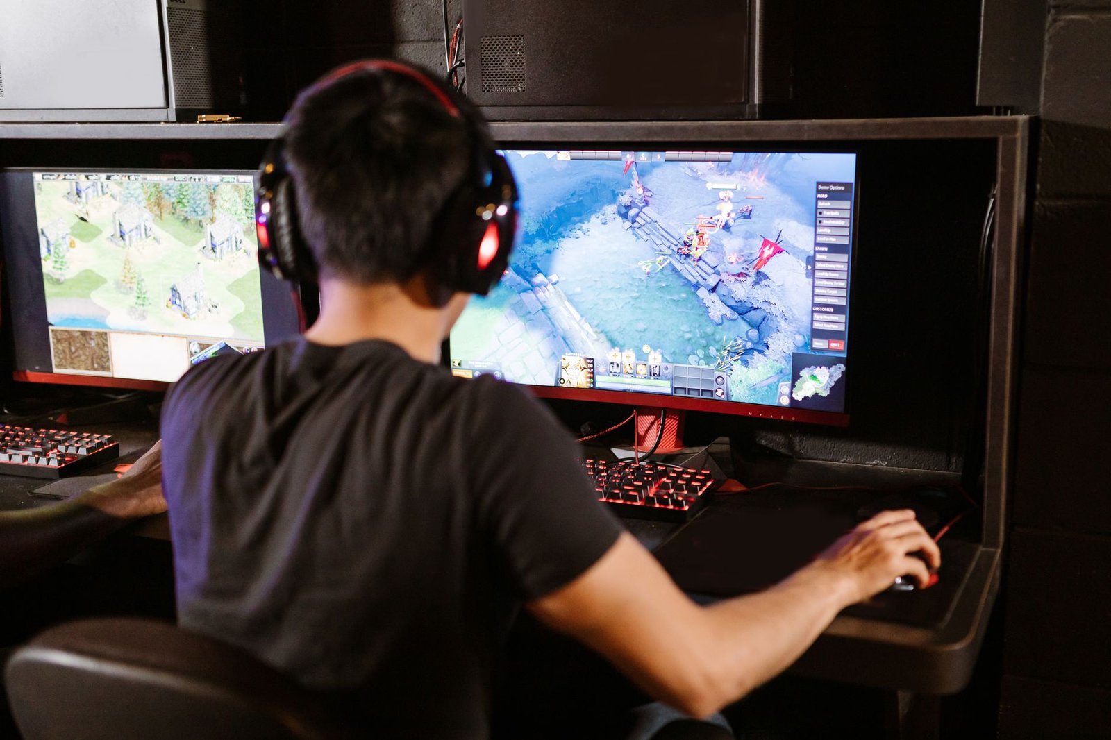 Gaming desk