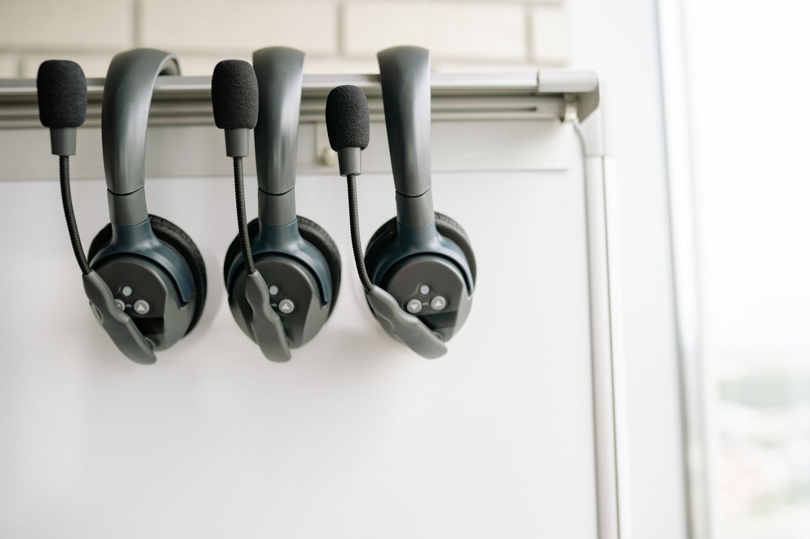 Wireless gaming headset
