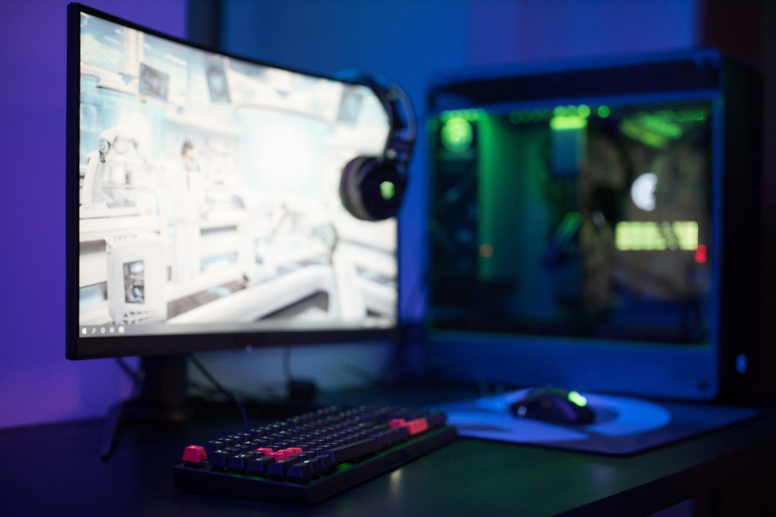 OLED vs IPS for Gaming (2026)
