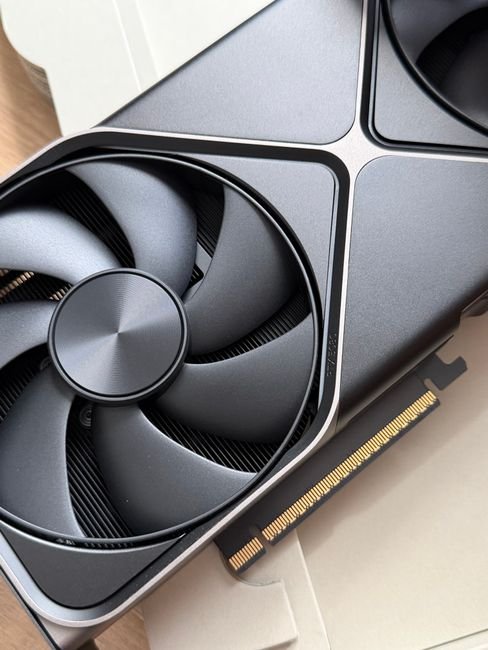 RTX 5080 vs RX 9900 XT — Which GPU Should You Buy? (2026)
