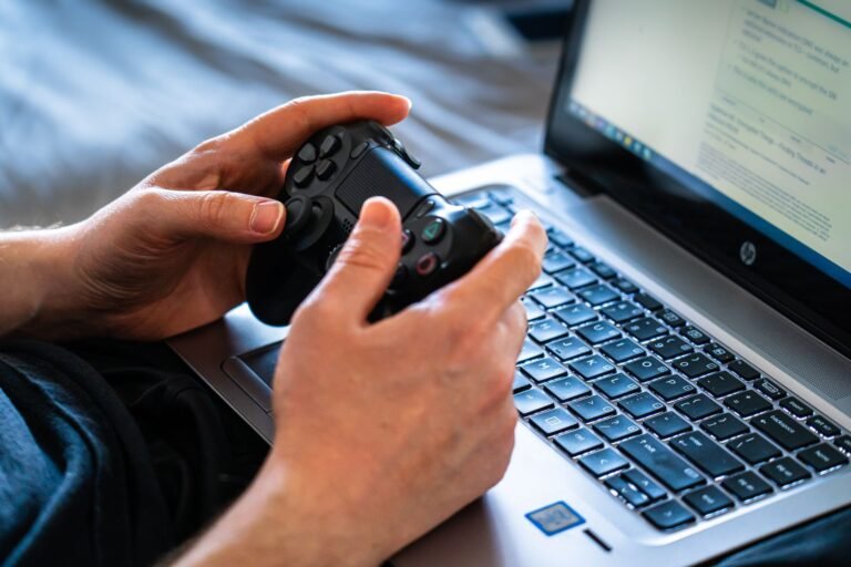 Before You Buy a Gaming Laptop — 7 Specs